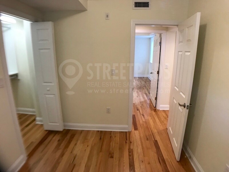 Building Photo - 3 Chauncy St