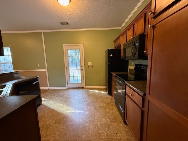 Building Photo - 2162 Sylvan Lake Dr