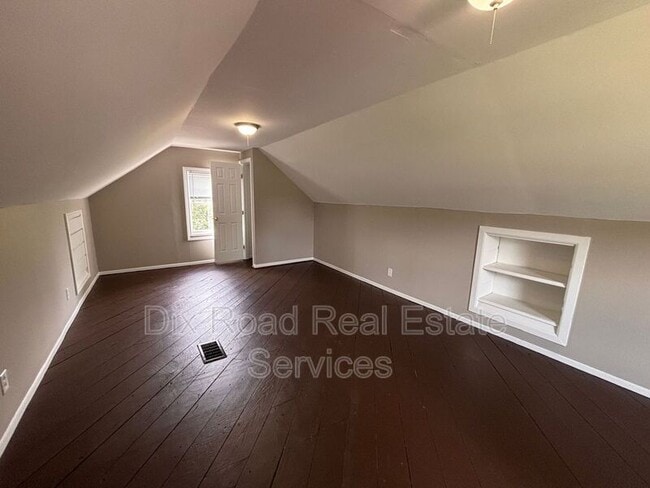 Building Photo - 2703 Roosevelt Blvd