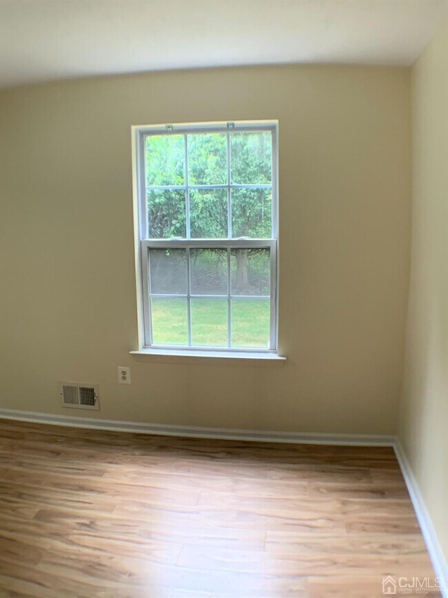 Building Photo - 95 Prestwick Way