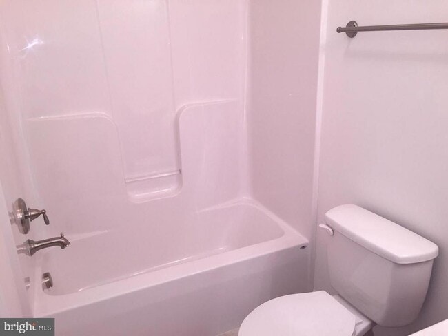 Building Photo - 160 Tabasco Ln