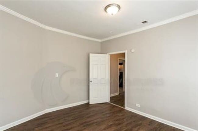 Building Photo - Spacious 3-Bed, 2-Bath in Pleasant Grove
