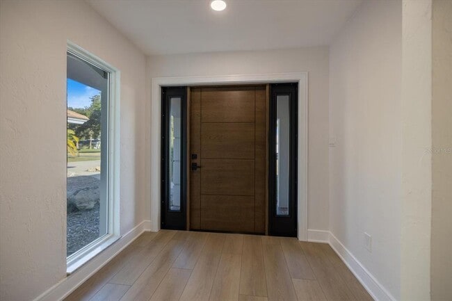 Building Photo - 328 Monet Dr