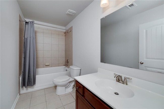 Building Photo - 7645 Settles Walk Ln
