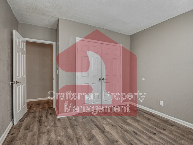 Building Photo - 2843 NW 18th St