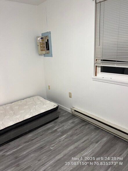 Building Photo - 3706 Tiffany Dr