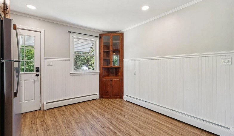 Building Photo - 45 Emery St