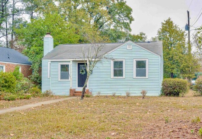 Building Photo - 3 Bedroom 2 Bath House for rent!