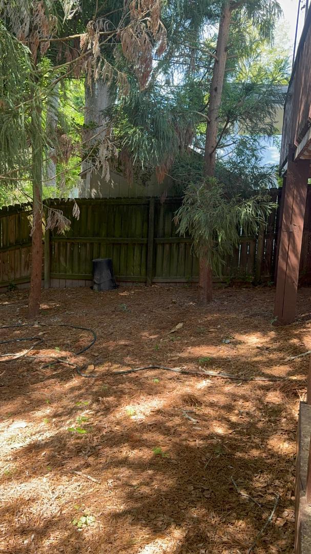 Building Photo - 2002 E Drew Valley Rd NE