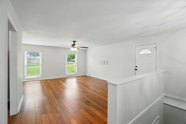 Building Photo - Renovated Gem in Gastonia with Walkout Bas...
