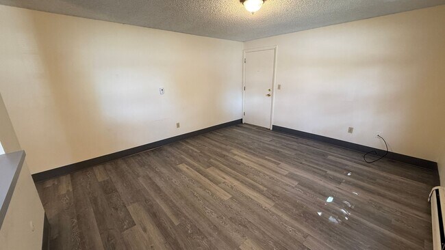 Interior Photo - 1 Green Street