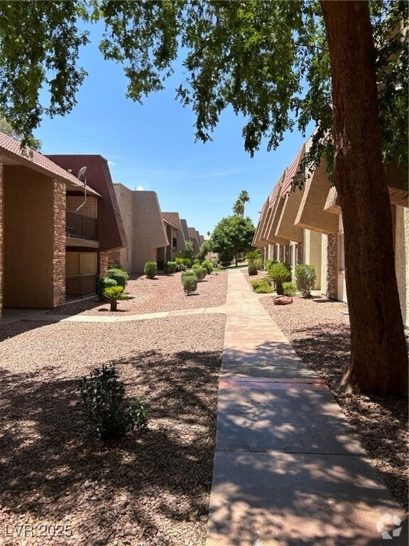 Building Photo - 5278 River Glen Dr