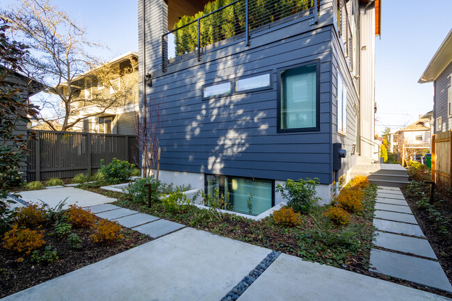 Private deck to private patio - 625 Malden Ave E