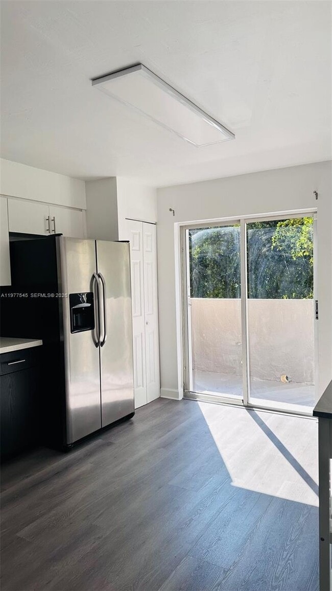 Building Photo - 8240 SW 149th Ct