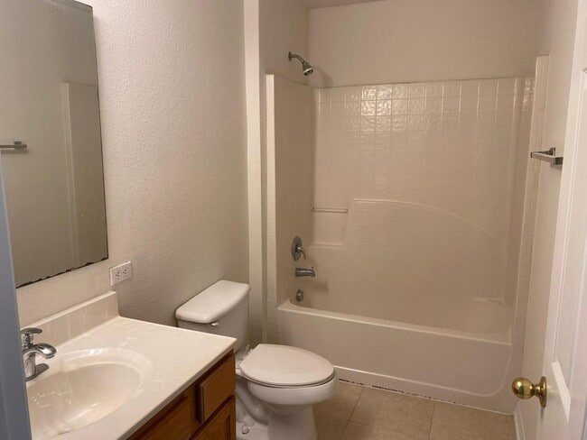Building Photo - 217 Chadworth Dr