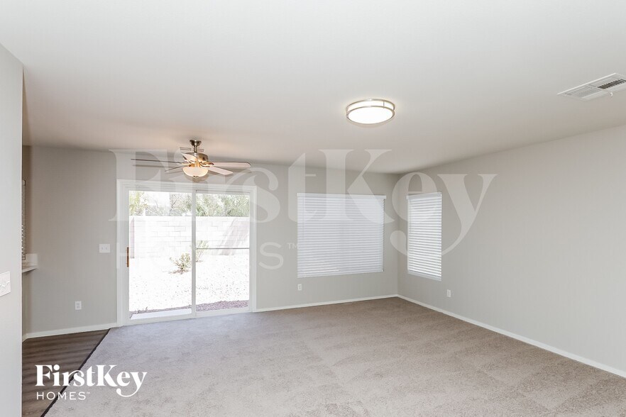 Building Photo - 10174 Pennyroyal St