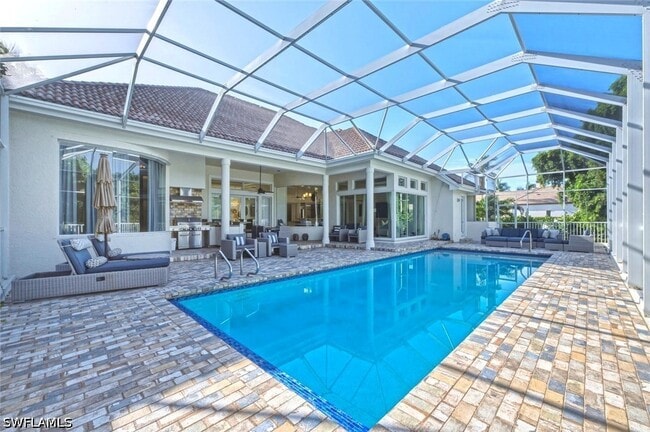 Building Photo - 2540 Half Moon Walk