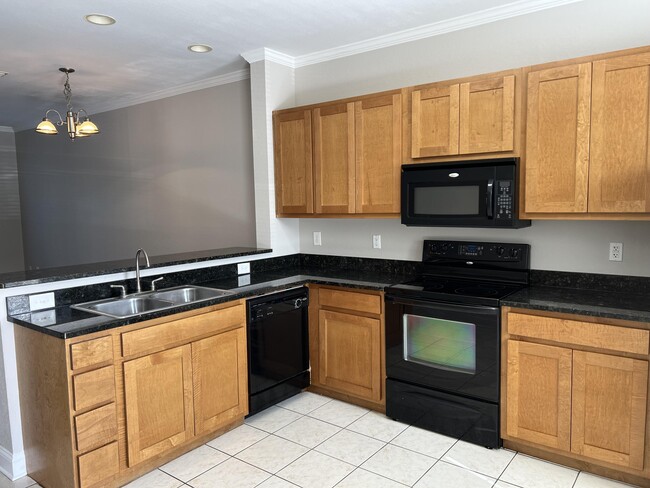 Building Photo - 31 N Sand Palm Rd