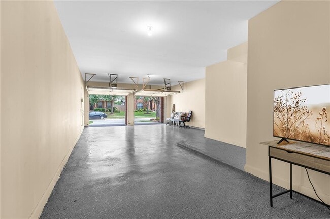 Building Photo - 20911 Lonely Star Ln