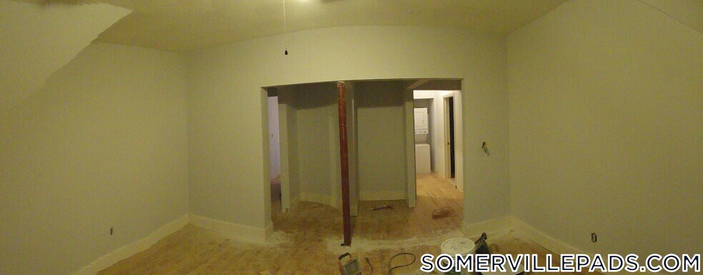 Building Photo - 5 Munroe St