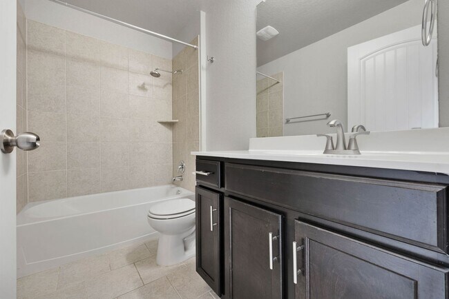 Building Photo - Beautiful 5-Bedroom Home for Rent in Valley Ranch!