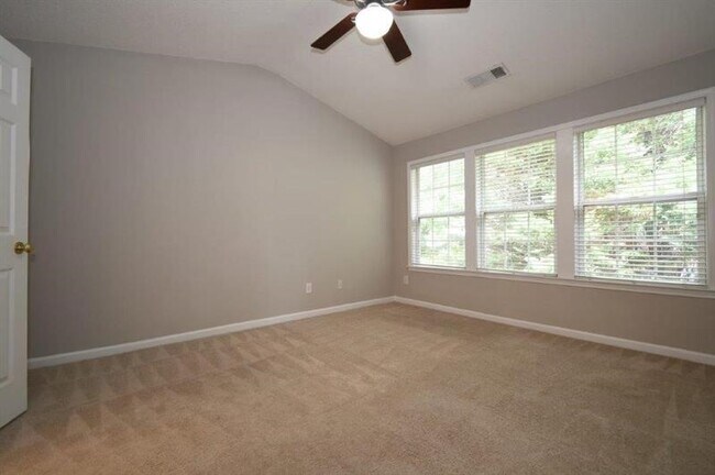 Building Photo - 3905 Timbercreek Cir