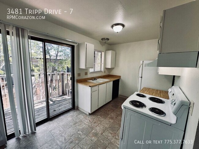 Building Photo - 3481 Tripp Dr