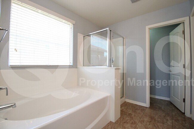 Primary Photo - 5513 S 27th Dr