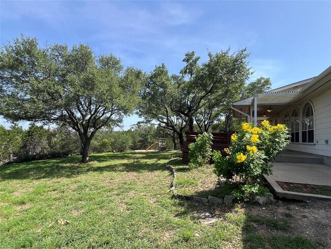 Building Photo - 10400 W Cave Loop