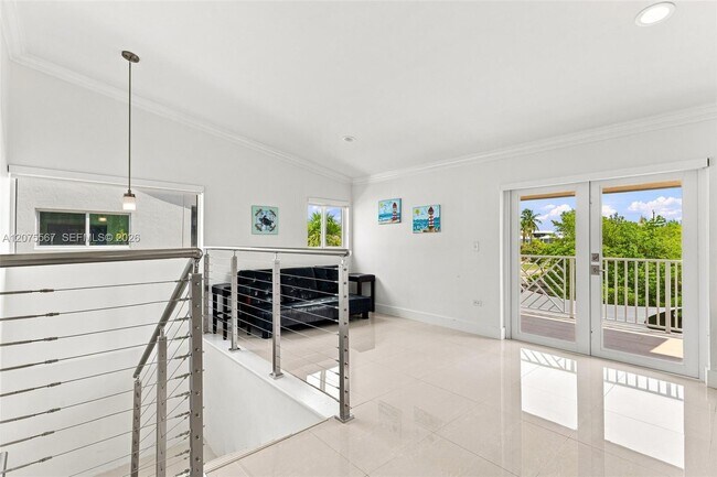 Building Photo - 203 Gulfview Dr