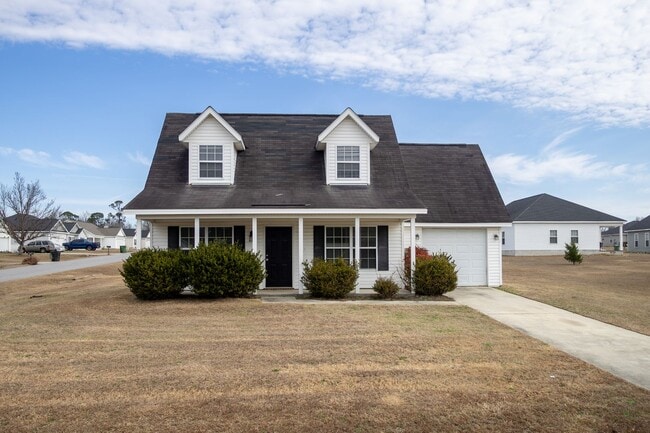 Building Photo - 5005 Scotch Pine Ave