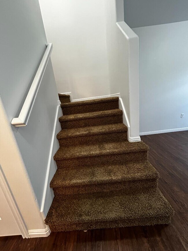 Building Photo - 5059 W Red Shale Rd