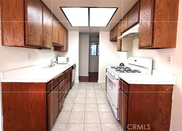 Building Photo - 307 S Mc Pherrin Ave