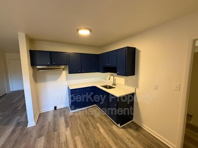 Building Photo - 1159 Tamarack Trail