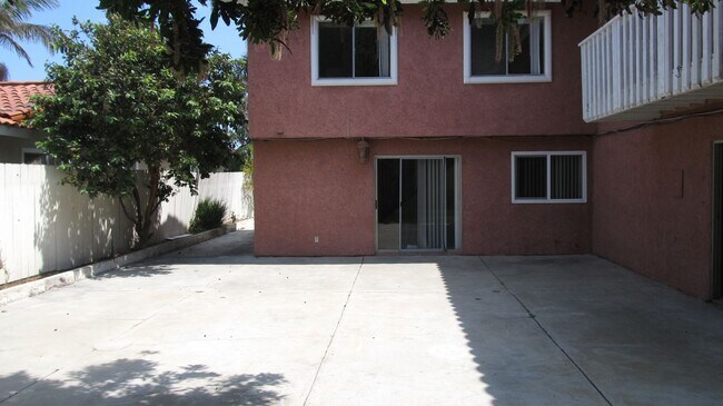 Building Photo - 1172 Louden Ln