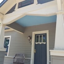 Building Photo - 403 W 4th St