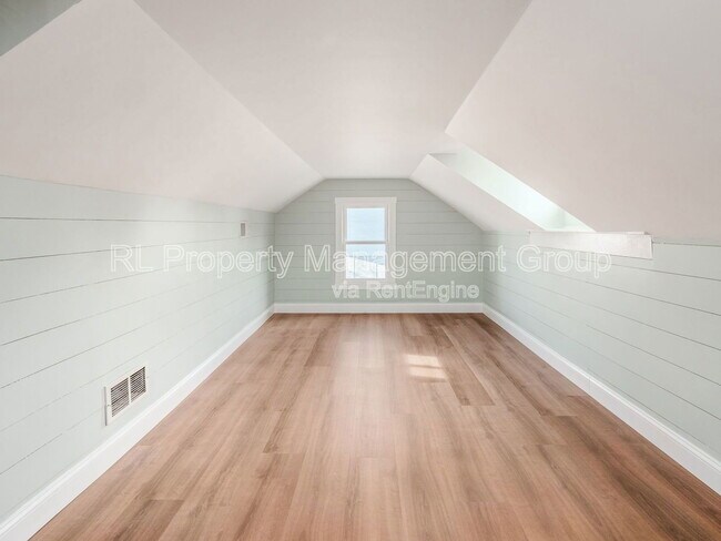 Building Photo - 451 S 22nd St