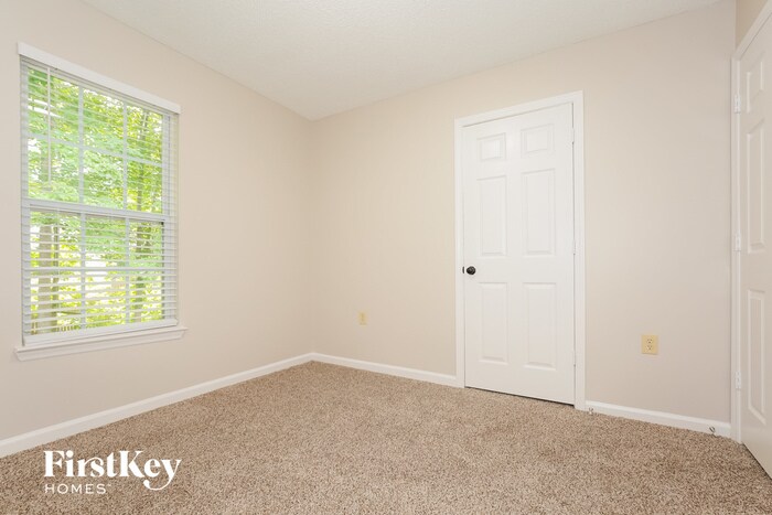 Building Photo - 3784 Stayman Dr
