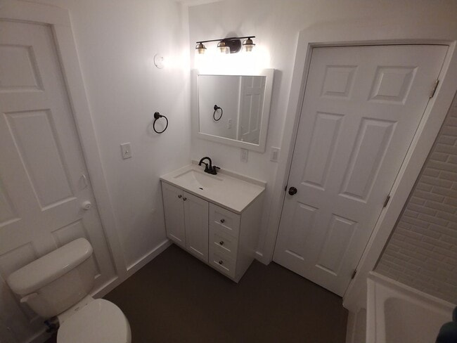 Building Photo - 98 Beltzhoover Ave