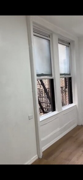 Building Photo - 508 W 139th St