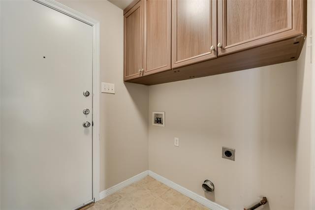 Building Photo - 4018 Midrose Trail