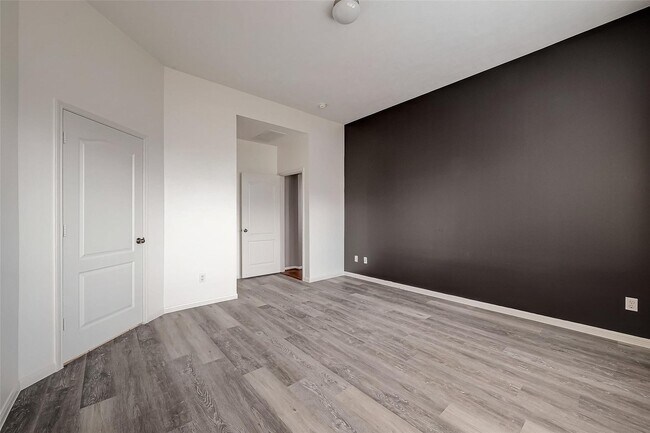 Building Photo - 1807 Hidden Breeze Dr