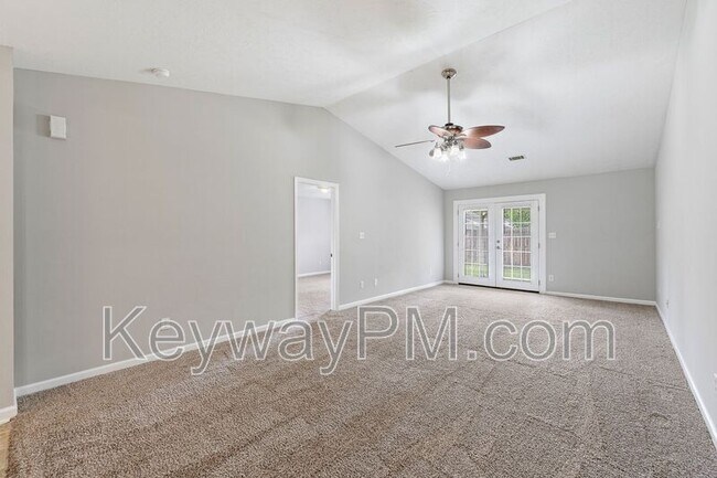 Building Photo - 1006 Bertram Rd