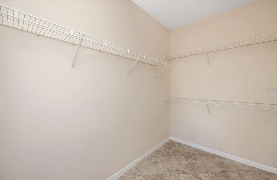 Building Photo - 10764 70th Ave