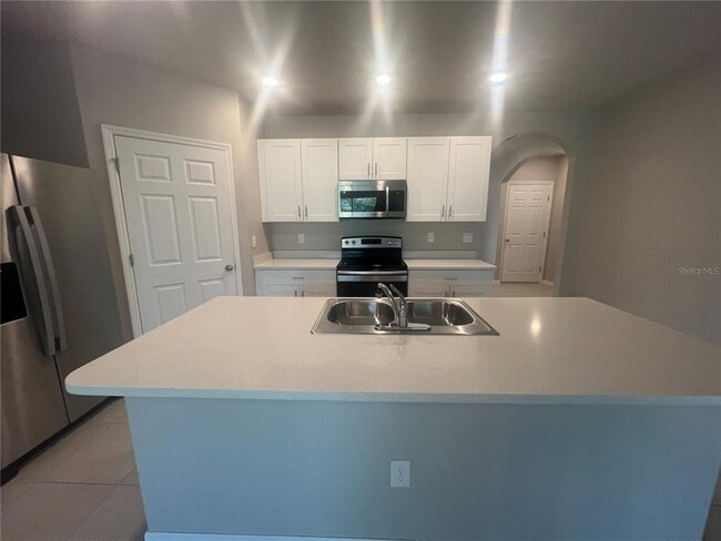 Building Photo - 280 Perute Ct