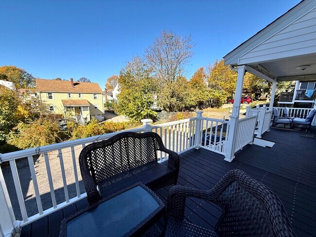 Building Photo - 31 York Ave