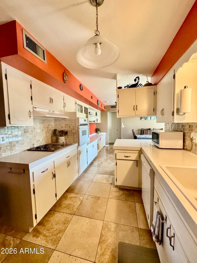 Building Photo - 10729 W Sun City Blvd