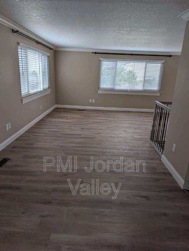 Building Photo - 1394 N 400 E