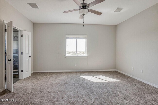 Building Photo - 14202 Peyton Edwards Ave