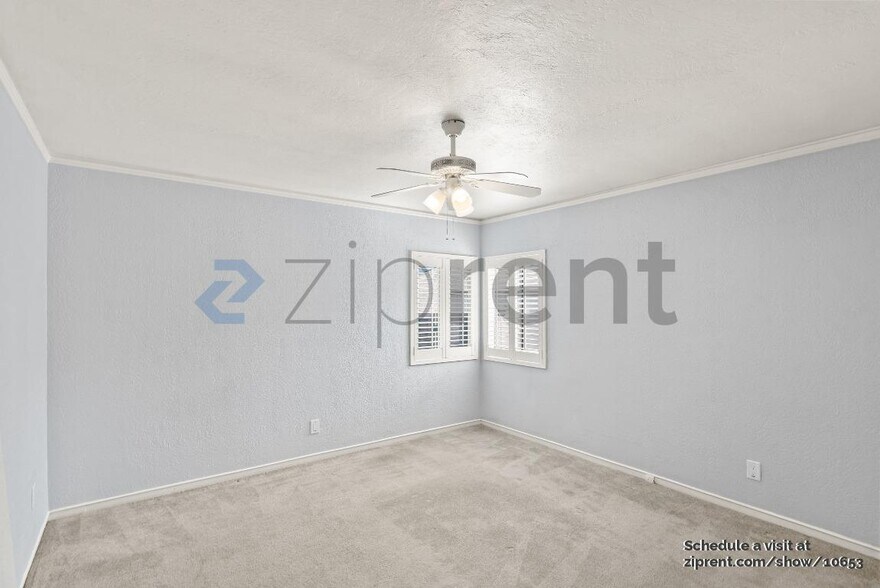 Building Photo - 277 W Juana Ave